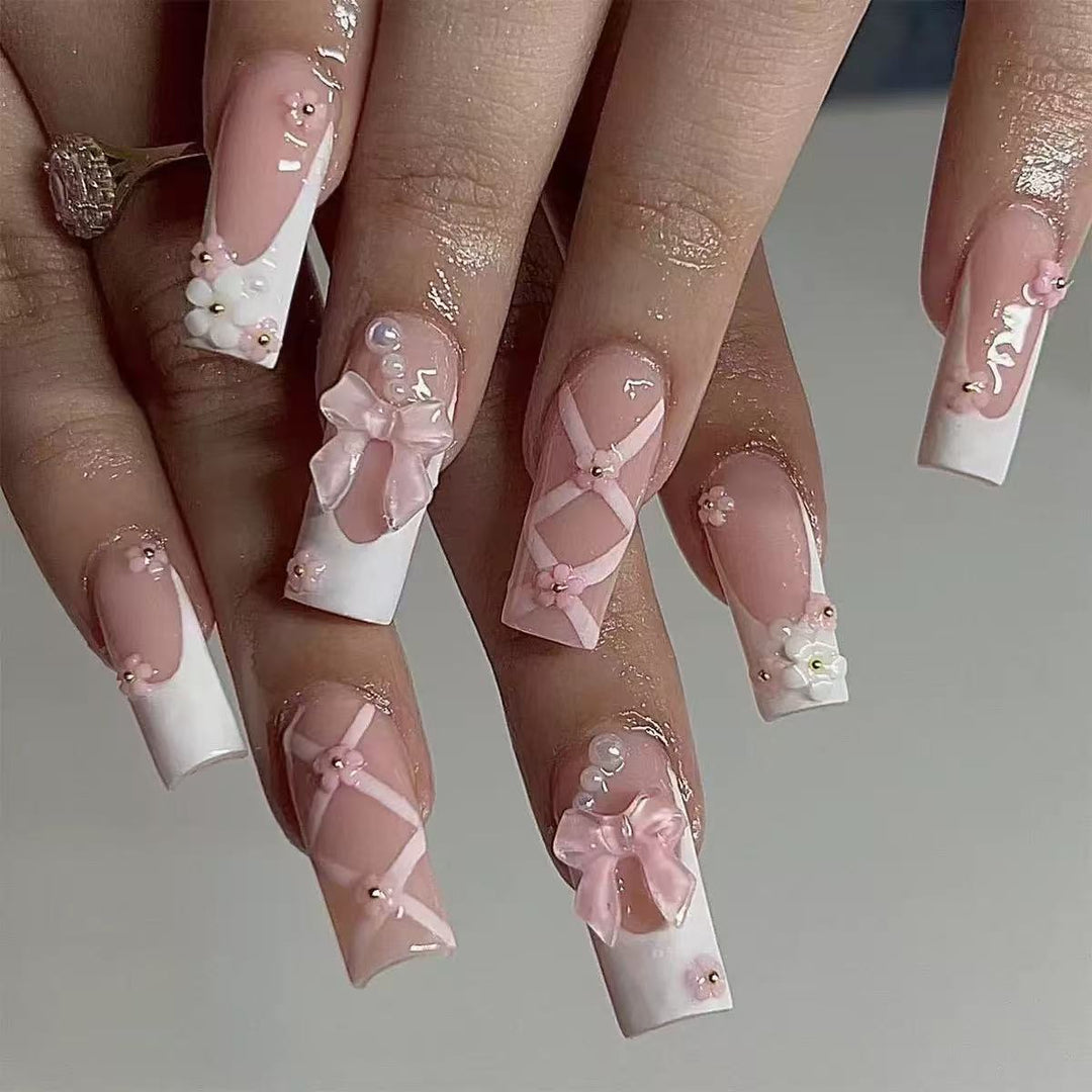 Elegantes dekoratives Nagelkunst-Set