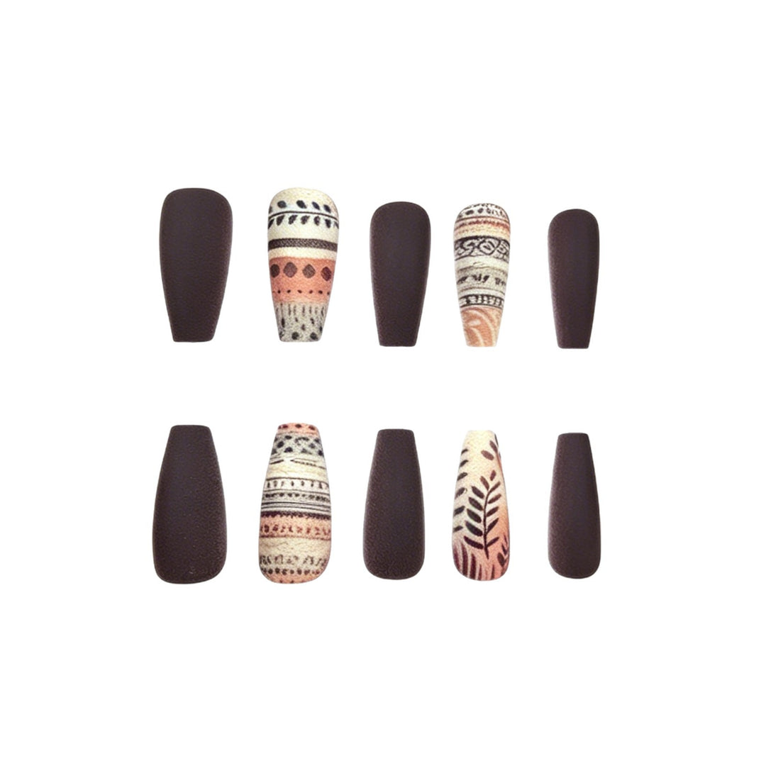 Künstlerisches saisonales Nageldesign Karnz