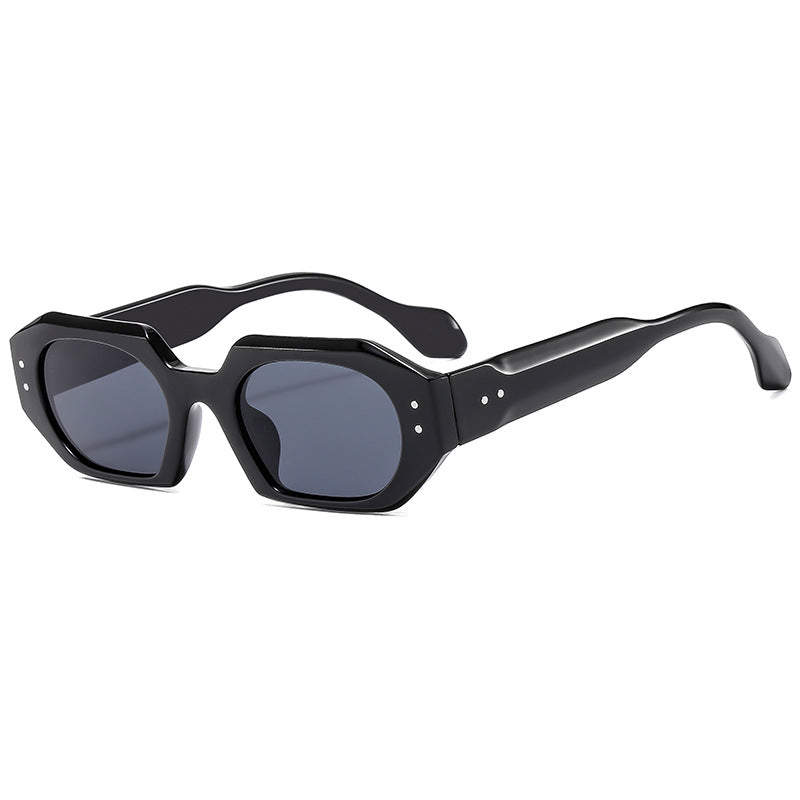 Damen modische Sonnenbrille im markanten, achtseitigen Design Karnz