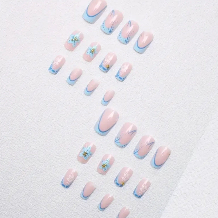 Dekorative Florale Acryl-Nagelkunst Karnz