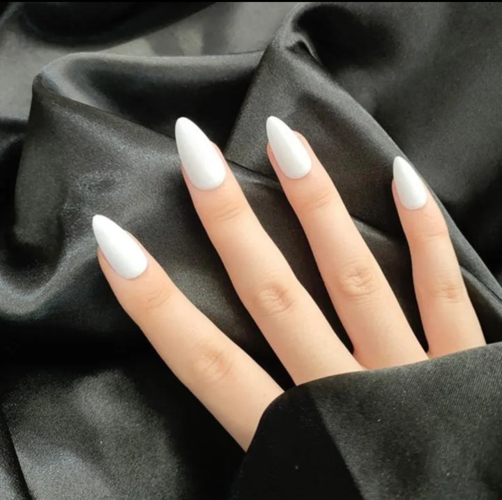 Matt Finish Press-On Nail Set Karnz