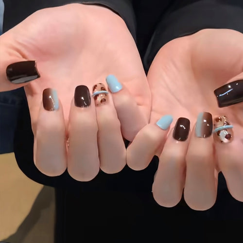 Künstlerisches Press-On Nagelkunst-Set mit einzigartigen Designs Karnz