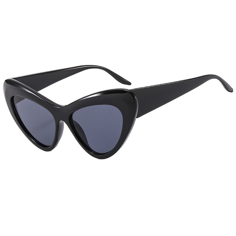 Damen Cat-Eye Sonnenbrille im markanten Design Karnz