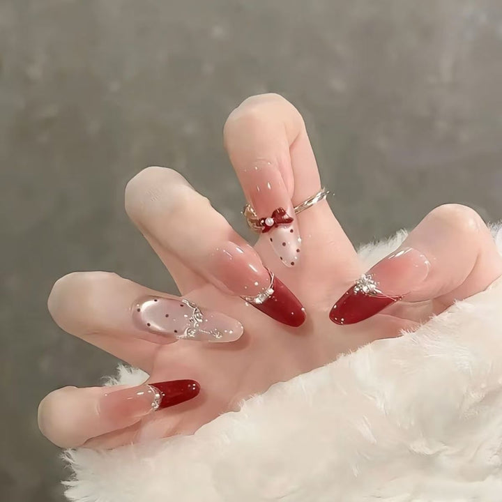 Kunstnägel mit Eleganter Ombre-Optik Karnz
