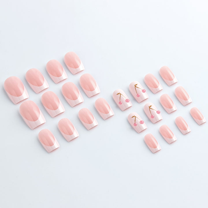 Elegante Kirschblüten-Gel-Nagelkunst Karnz
