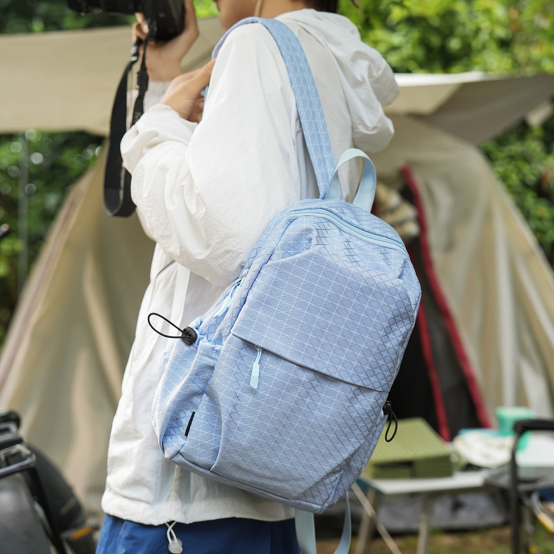 Multi-Funktionaler geometrischer Rucksack Karnz