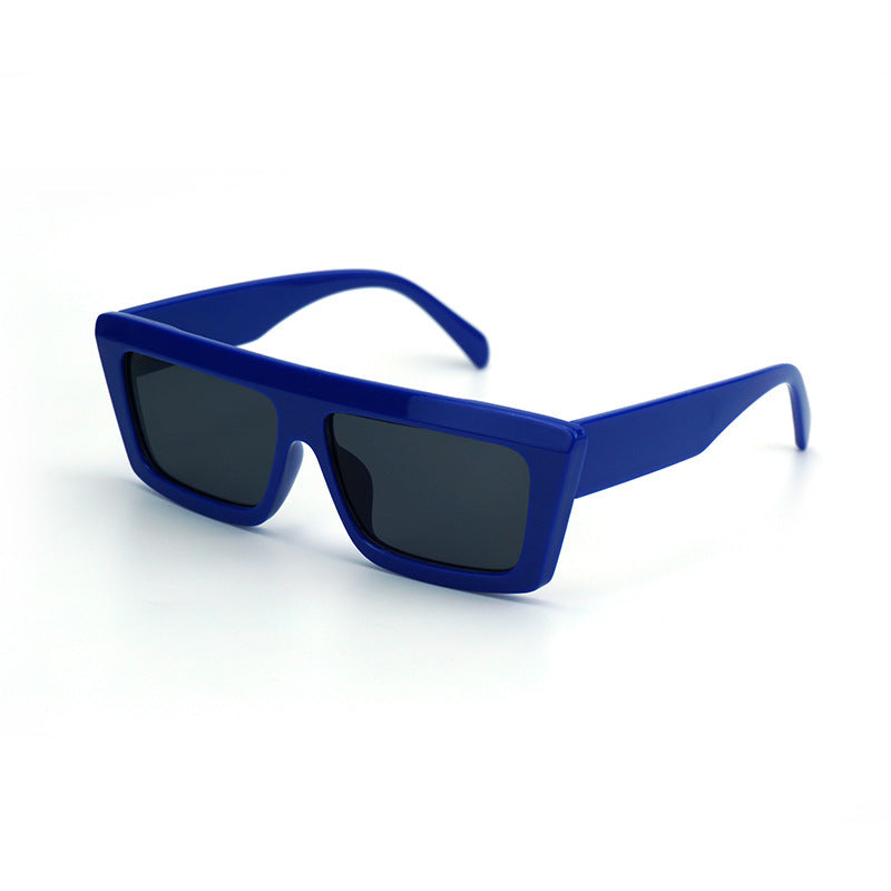 Damen Oversized Sonnenbrille mit modernem und kantigem Design Karnz