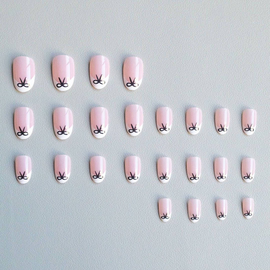 Elegantes Bogenakzent-Nagelkunst-Kit