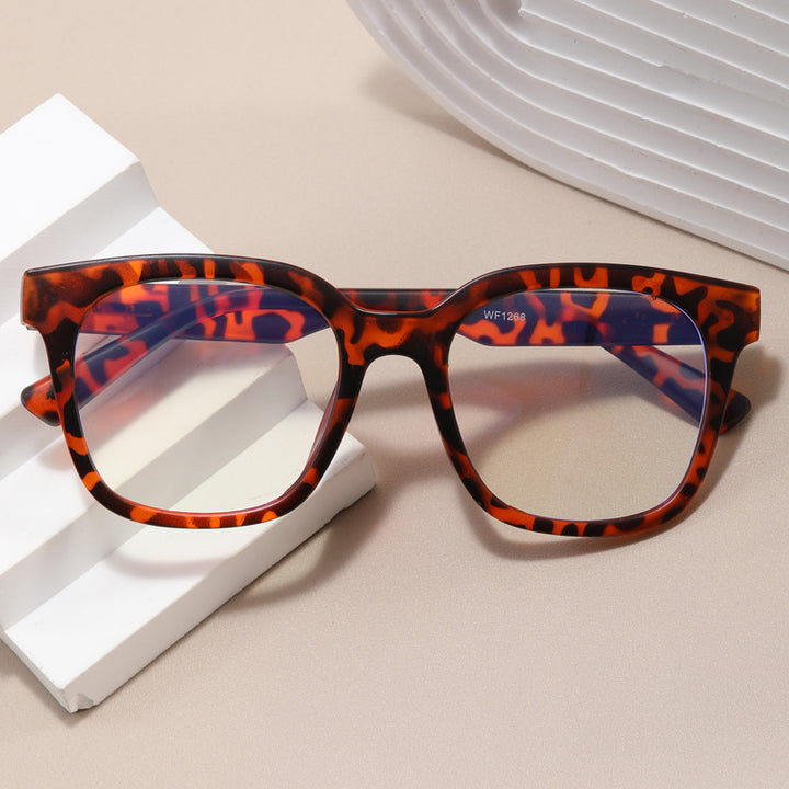 Damen Designer-Brille mit elegantem quadratischen Rahmen und modernen Akzenten Karnz