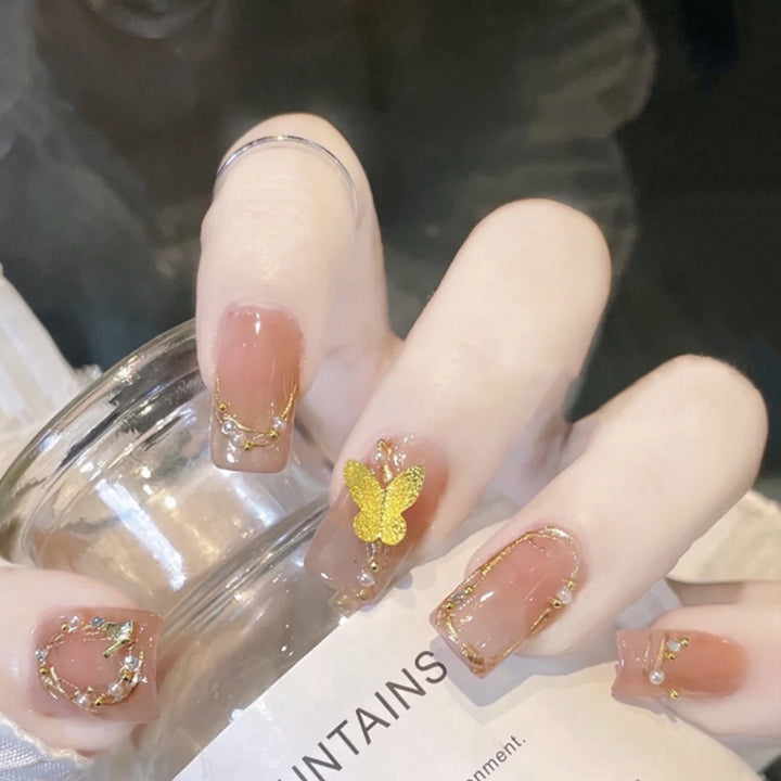 Schmetterlings-geschmücktes Press-On Nagelset