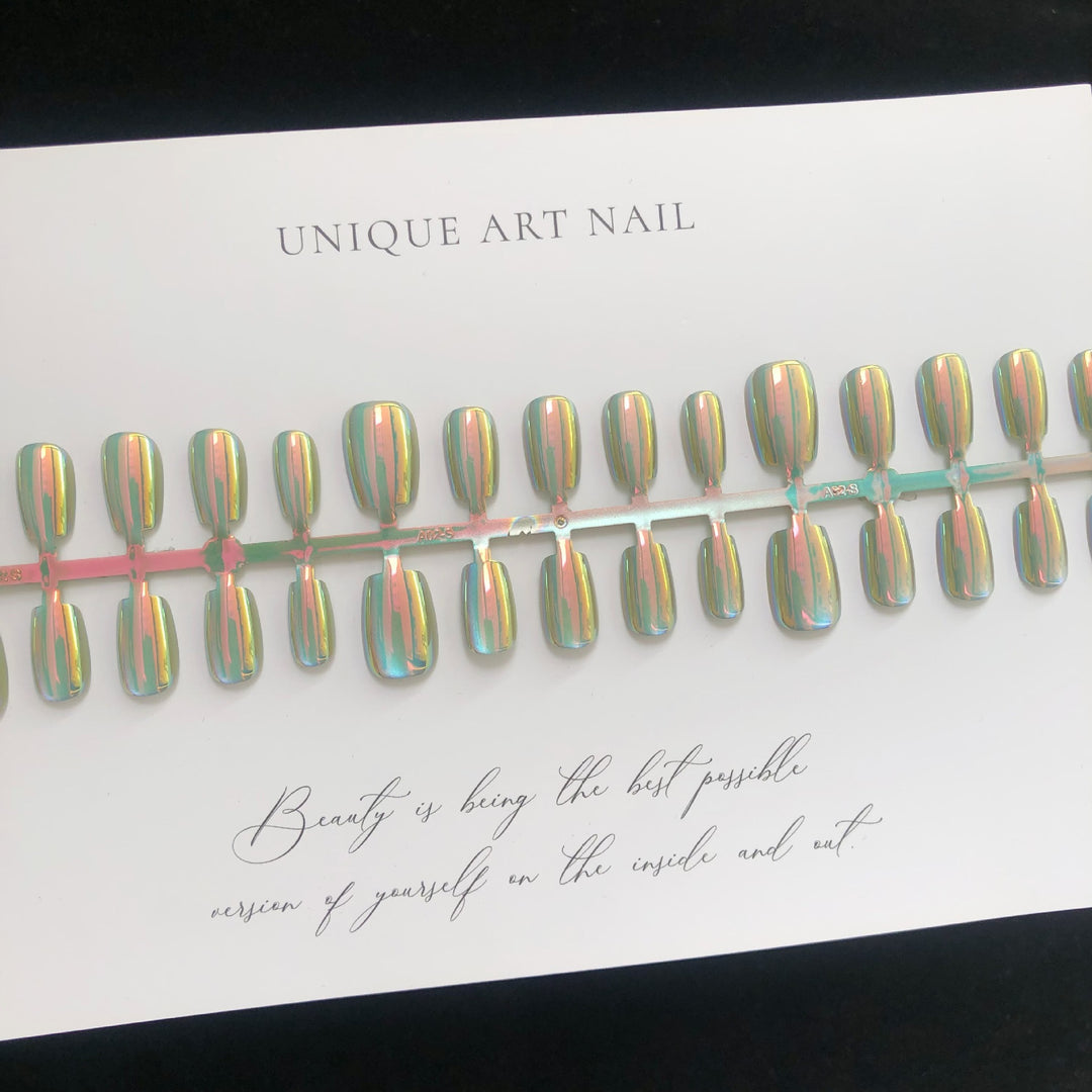 Glänzendes Metallisches Press-On Nagelset
