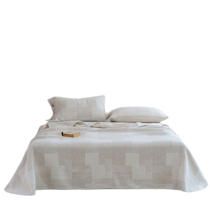 Jacquard-Tagesdecke mit Kissenbezug und Knopfverschluss
