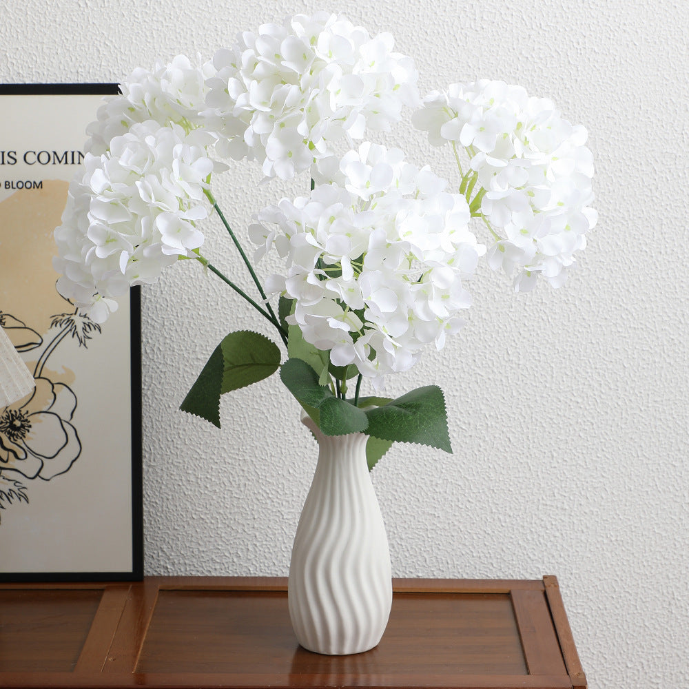 Dekorative Kunstblumenarrangement Karnz