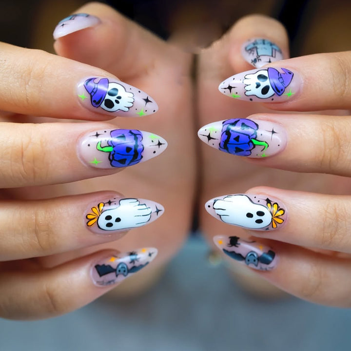 Spooky Themed Stiletto Nagelkunst Verlängerungen Karnz
