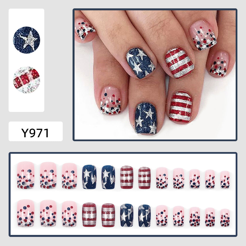 Kunstnägel mit Patriotischem Motiv Karnz