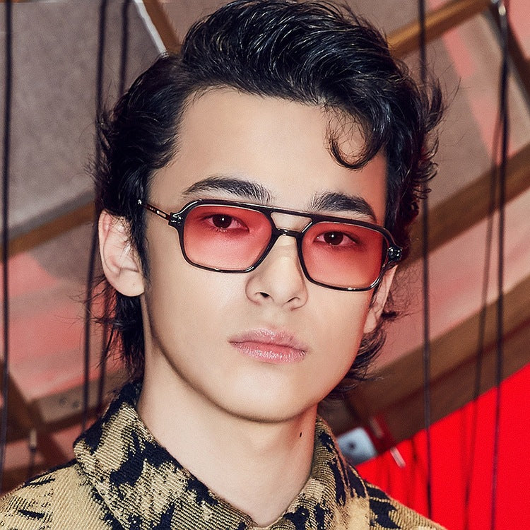 Damen Designer-Sonnenbrille mit elegantem transparentem Rahmen und gelben Gläsern Karnz