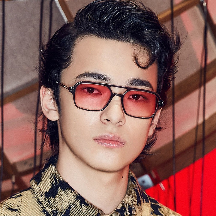 Damen Designer-Sonnenbrille mit elegantem transparentem Rahmen und gelben Gläsern Karnz