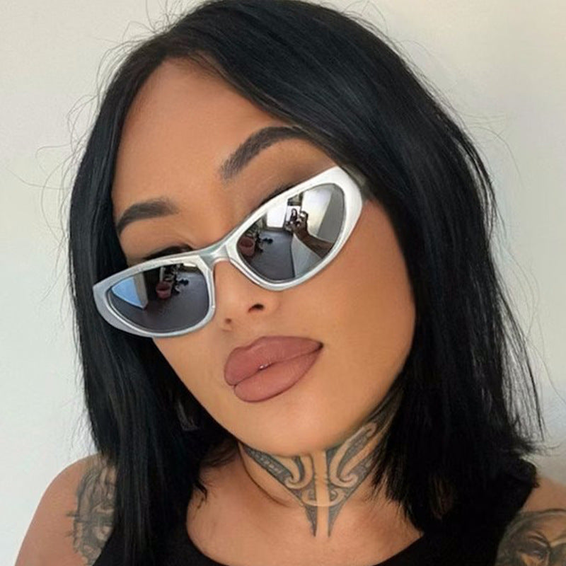 Damen stylische geometrische Sonnenbrille im modernen Design Karnz