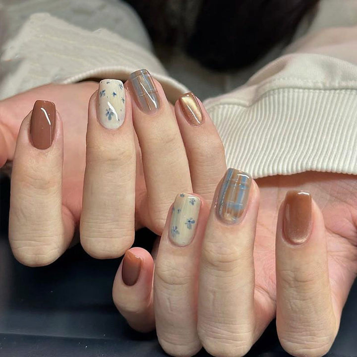Dekorative Florale Nagelkunst  1791110119