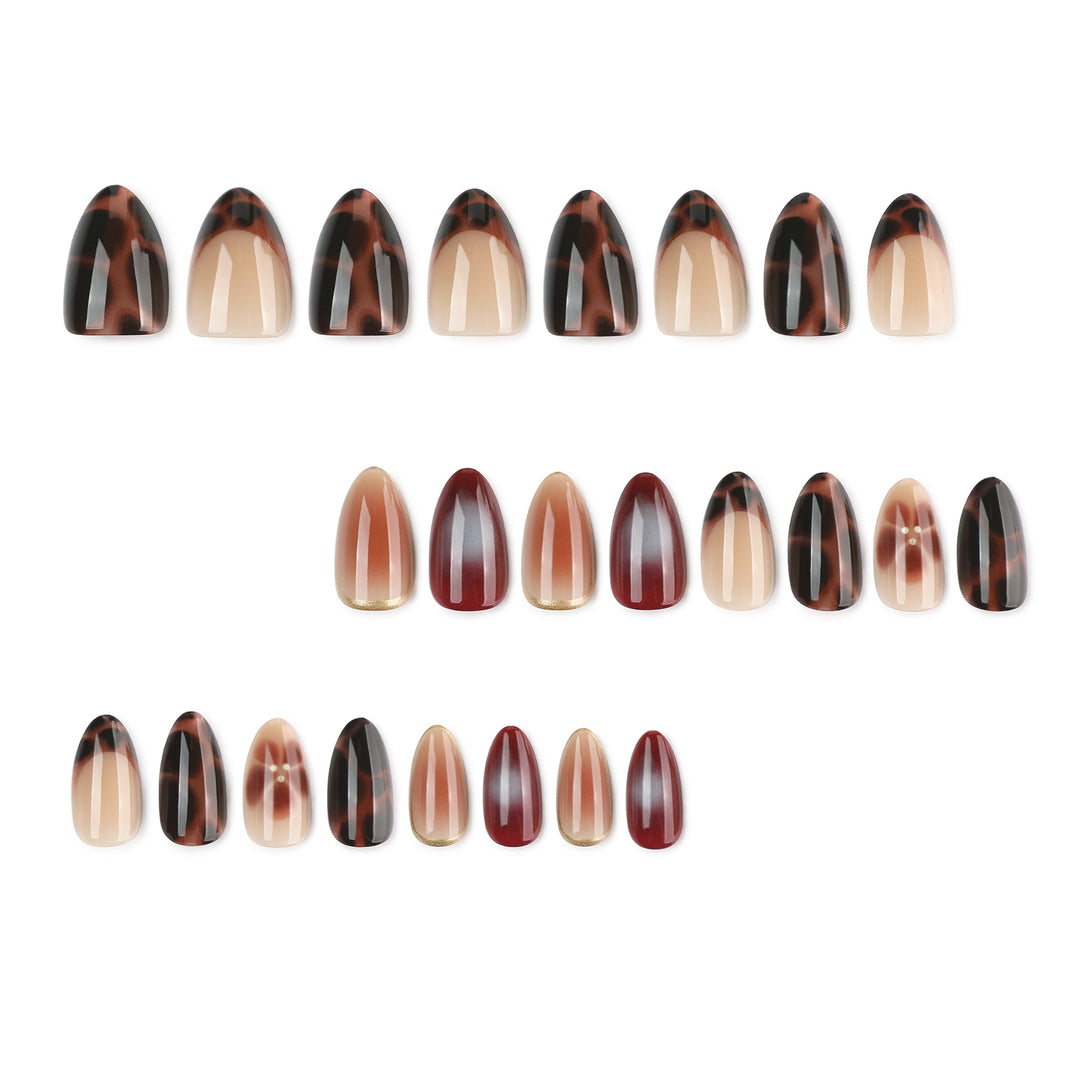 Glamouröse Acryl-Stiletto-Nägel mit elegantem Glitzer-Design Karnz