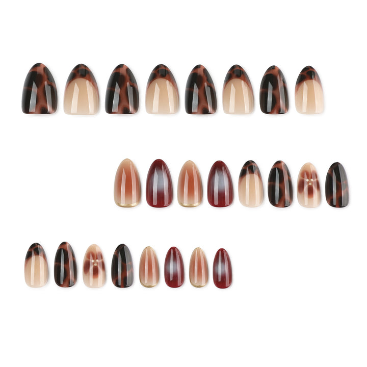 Glamouröse Acryl-Stiletto-Nägel mit elegantem Glitzer-Design Karnz