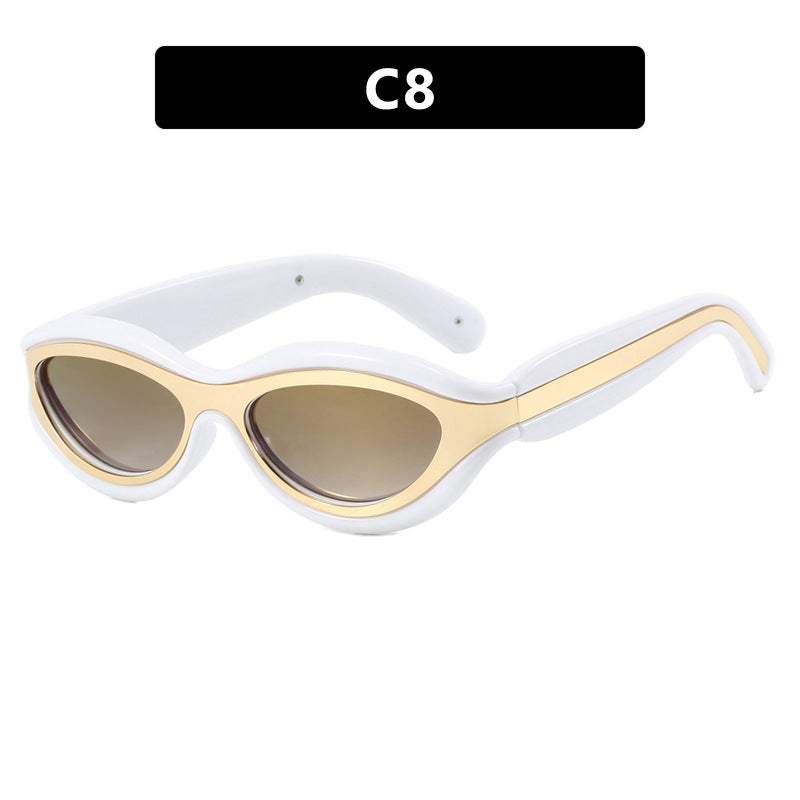 Damen stilvolle Sonnenbrille mit modischem Schwung Karnz