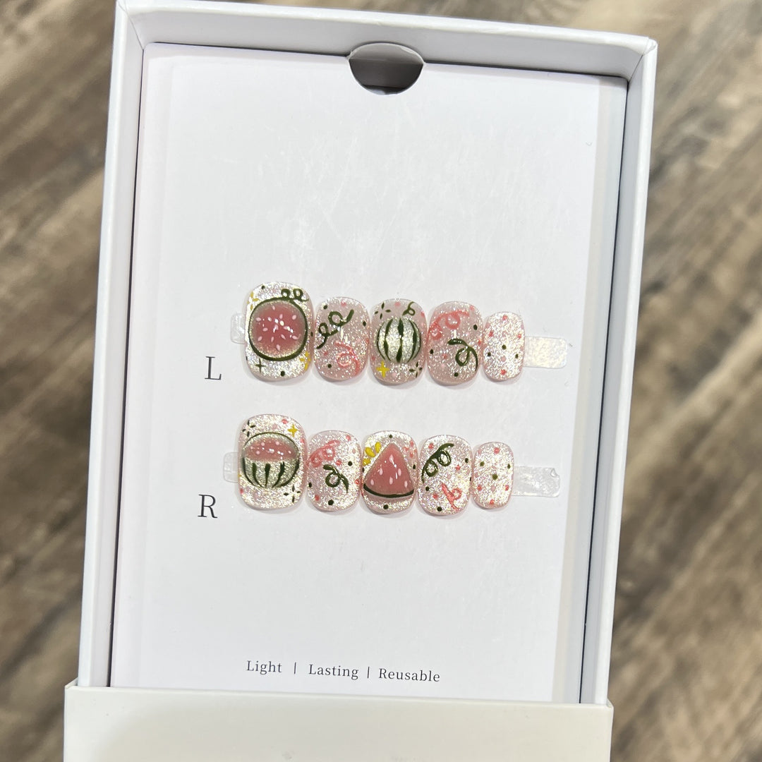 Künstlerisches Press-On-Nagelset mit Wassermelonen-Thema Karnz