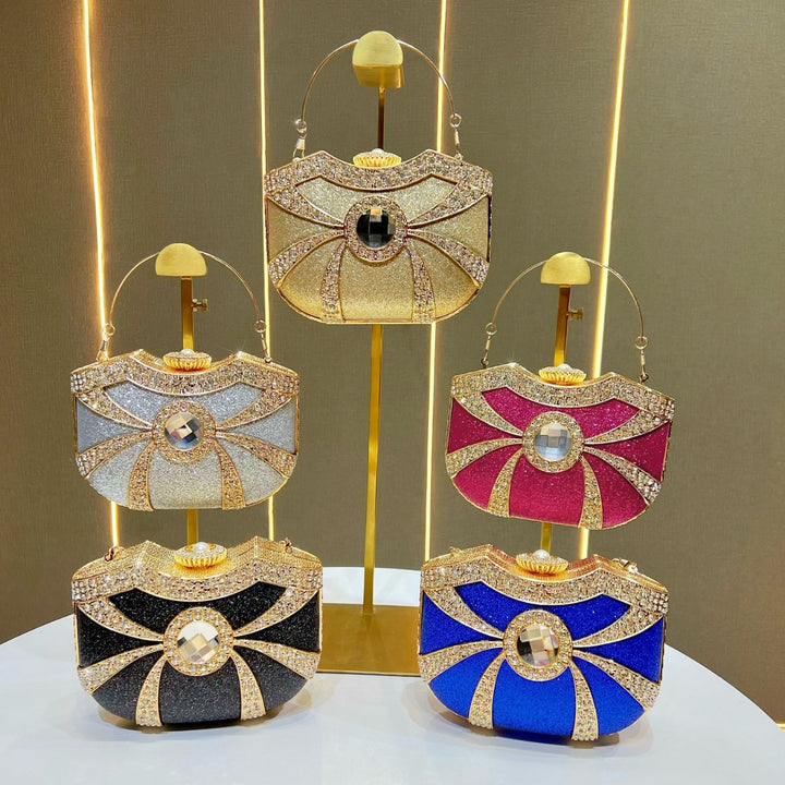 Dekorative Abenda clutch mit Strass-Akzenten