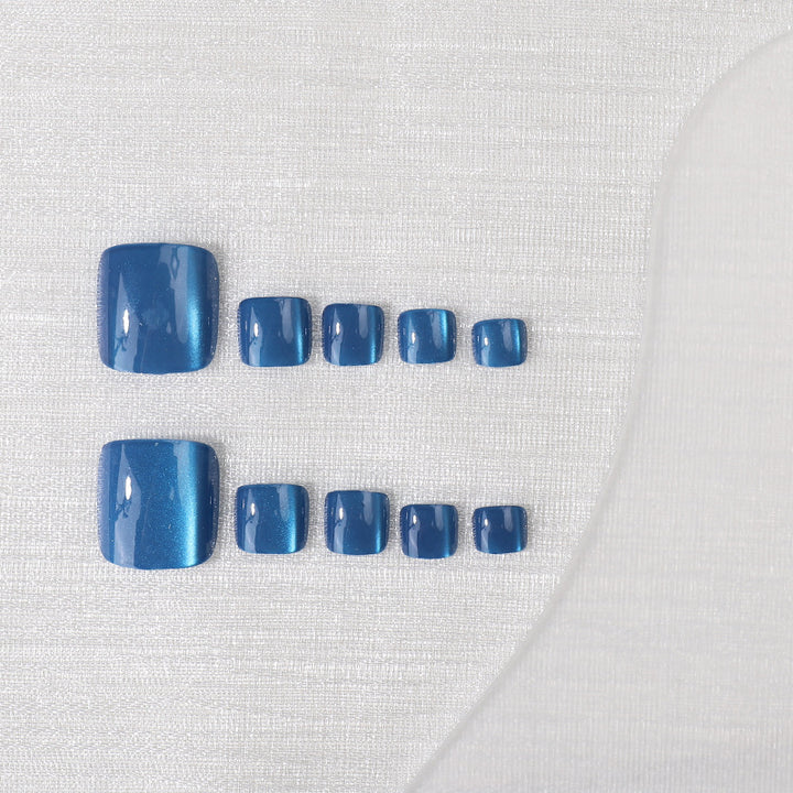 Premium French Tip Press-On Nails Karnz