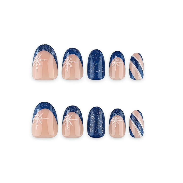 Kunstnägel mit Glitzerndem Blau und Floralem Design Karnz