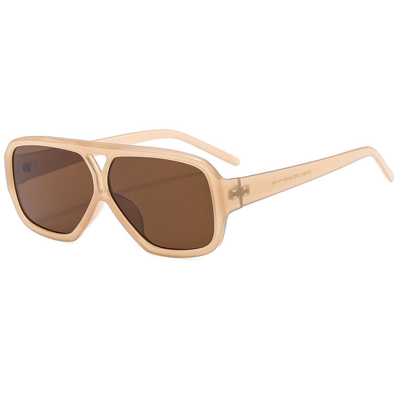 Damen modische oversized Sonnenbrille mit breitem Rahmen und schützenden Gläsern Karnz