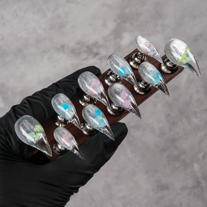 Luxuriöses künstlerisches Stiletto Press-On-Nagelset