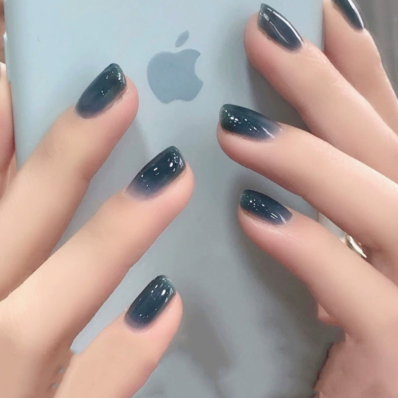 Modische Press-On-Nagelset