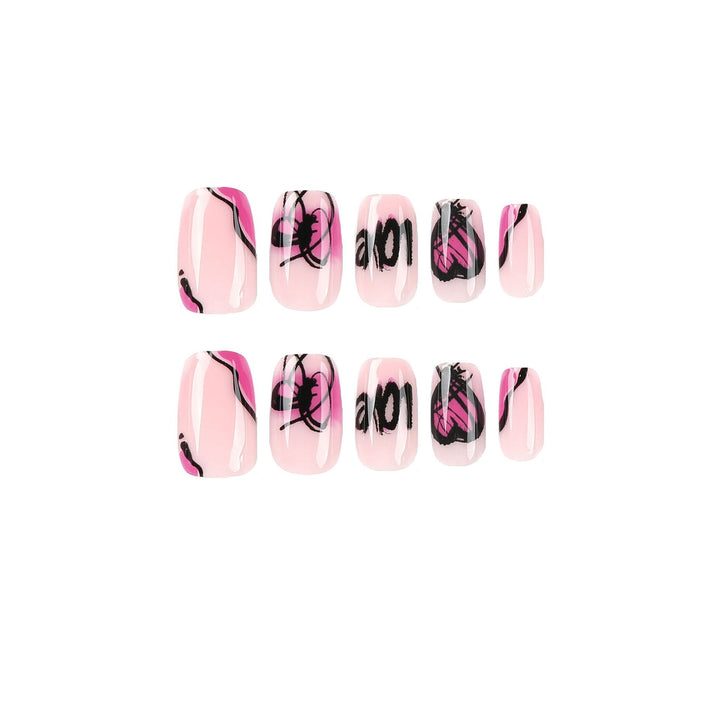 Kreative Nagelkunst mit Herz- und Schmetterlingsdesign Karnz