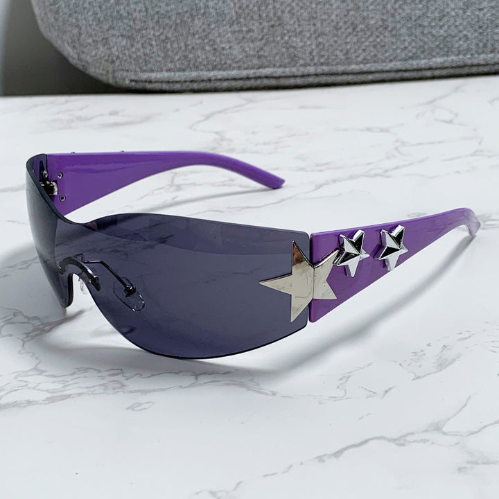 Damen futuristische Sonnenbrille mit auffälligem Design und modischen Akzenten Karnz