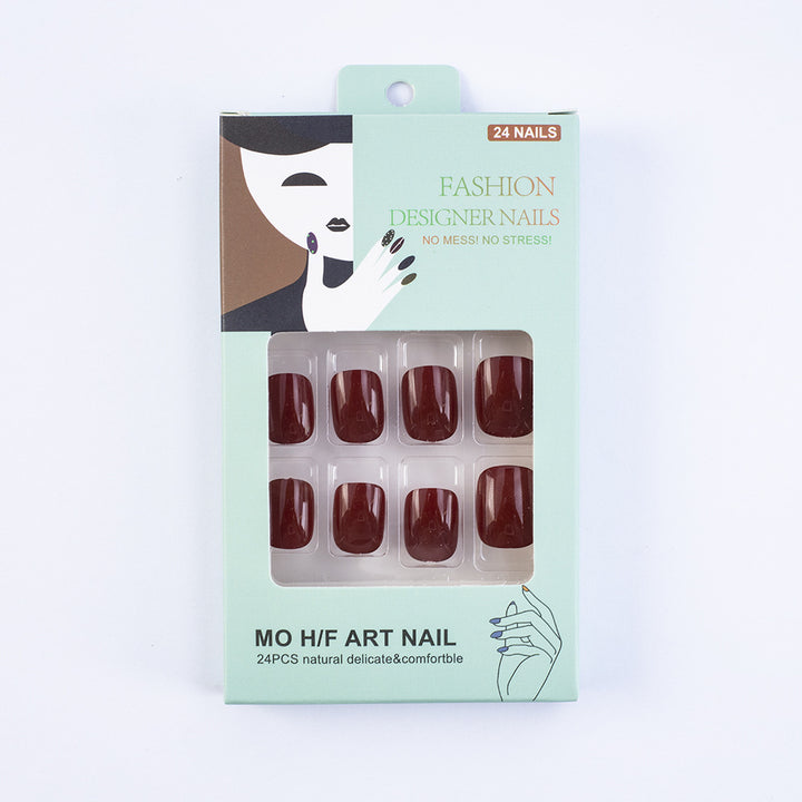 Kreatives Kunstnageldesign mit Pandamotiv Karnz