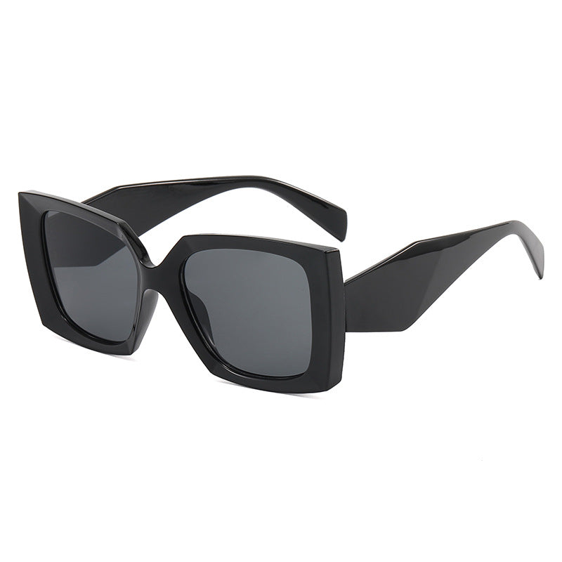 Damen Extravagante Oversized-Sonnenbrille im modernen Design Karnz