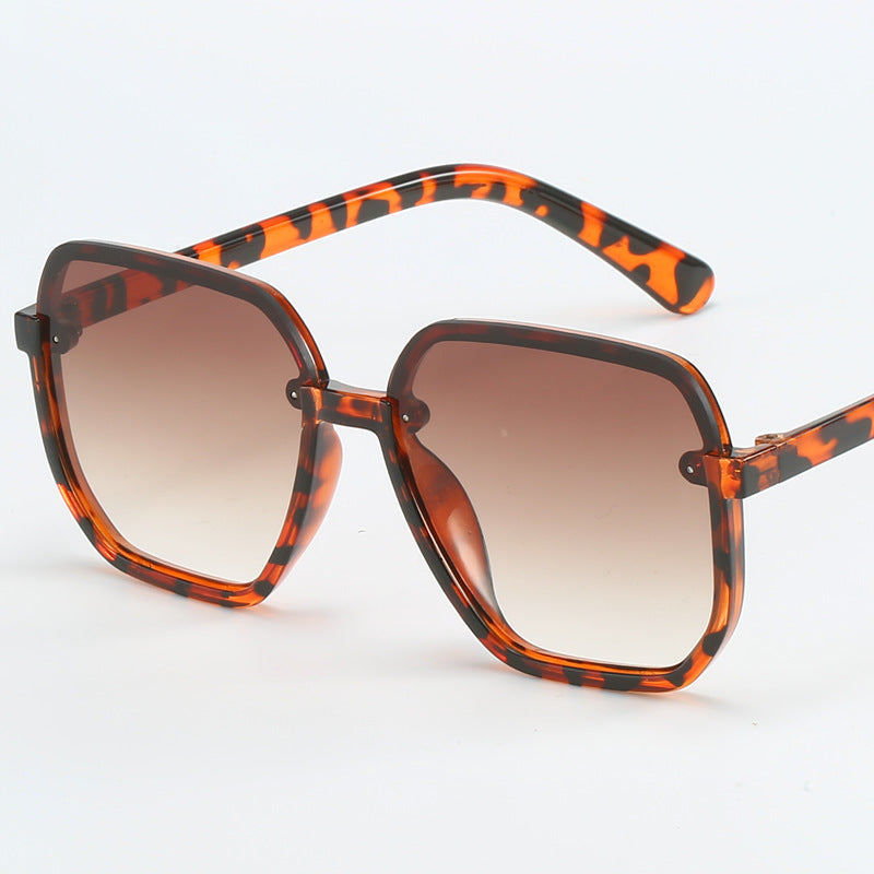 Damen geometrische Sonnenbrille im modernen Design Karnz