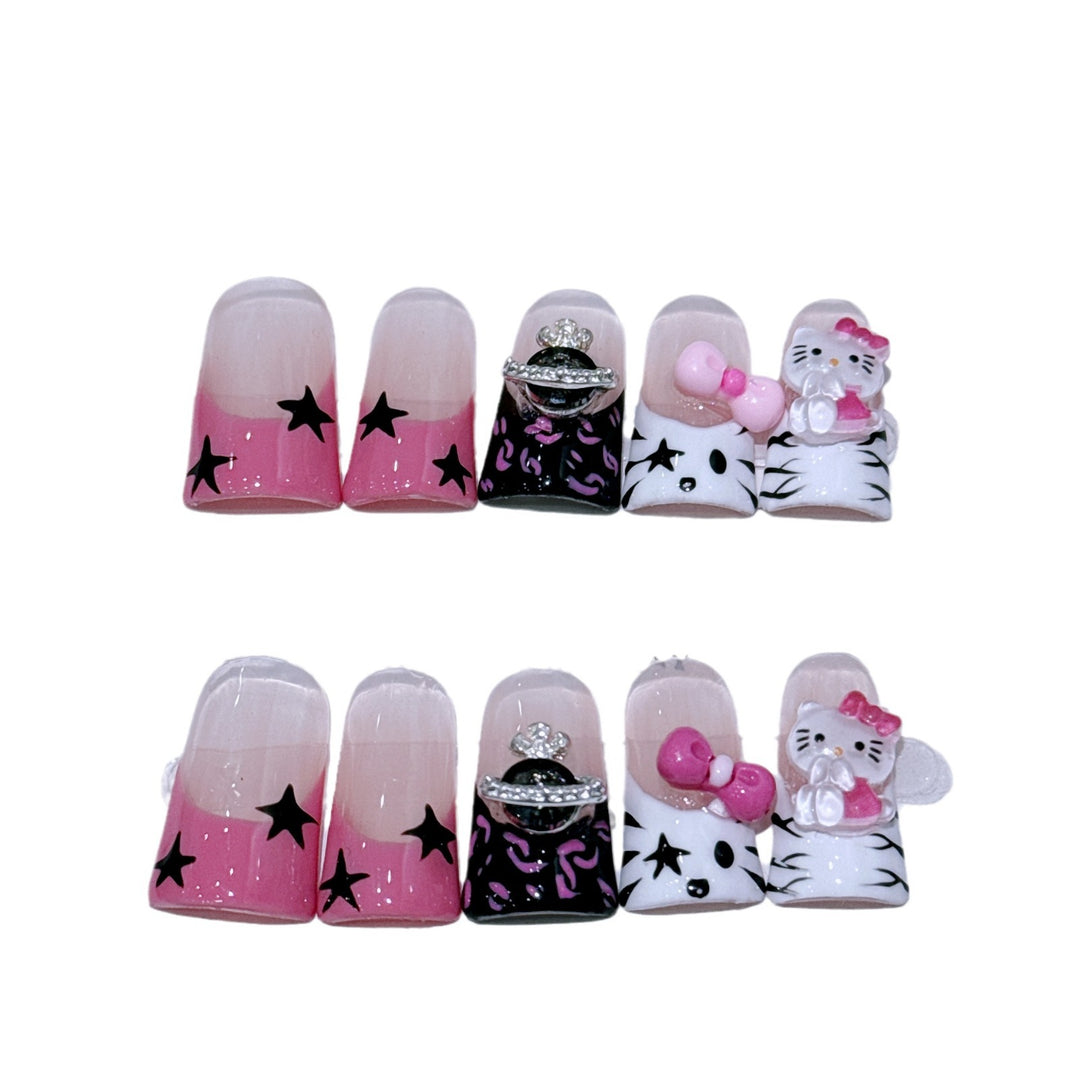 Dekoratives Charakter-Themen Press-On Nagelkunst-Set