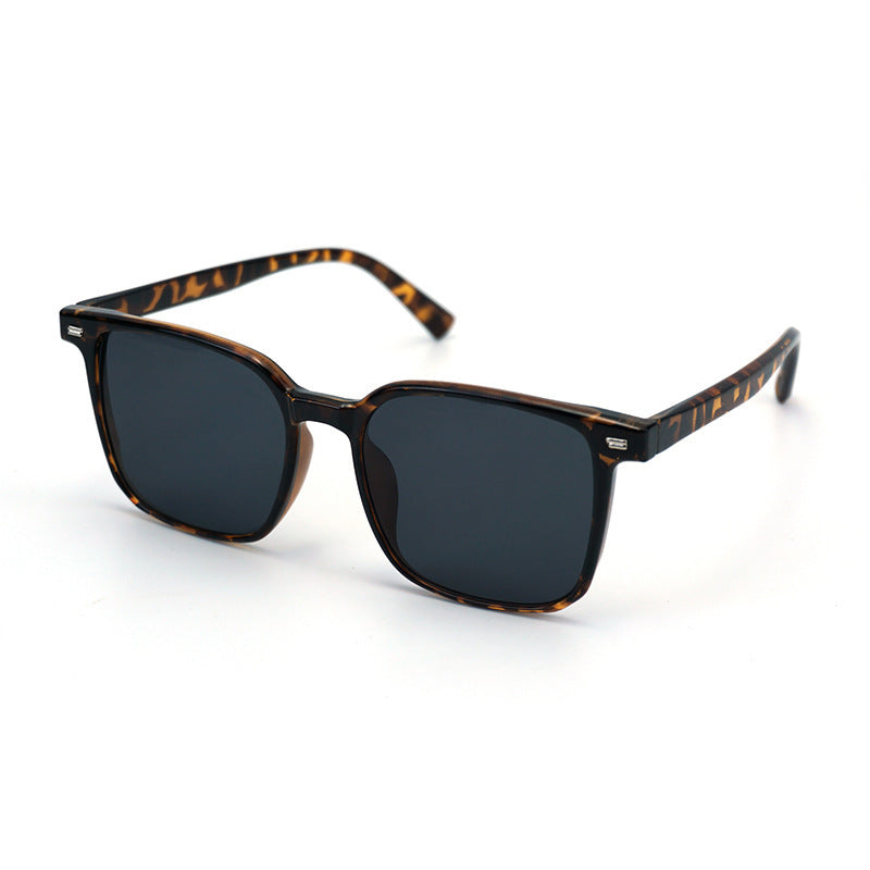 Damen Quadratische Sonnenbrille mit modernen Akzenten Karnz