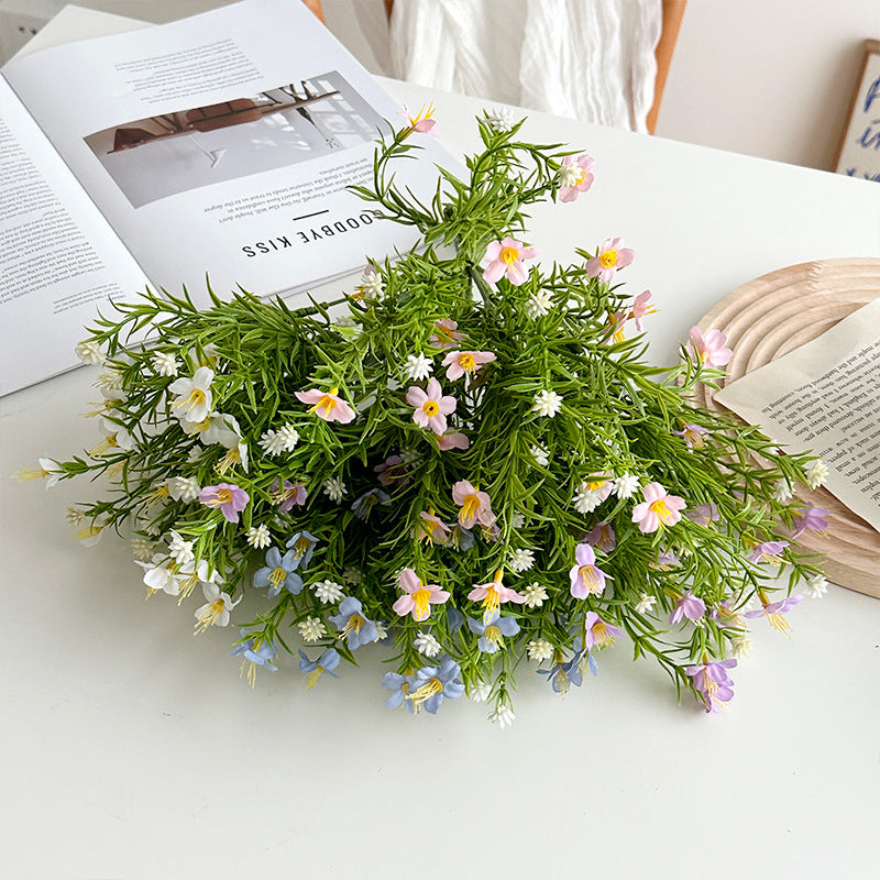 Realistischer Blumenstrauß
