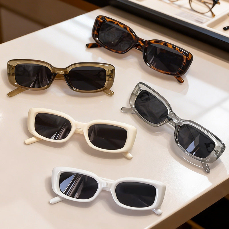 Vintage-inspirierte oversized Sonnenbrille Karnz