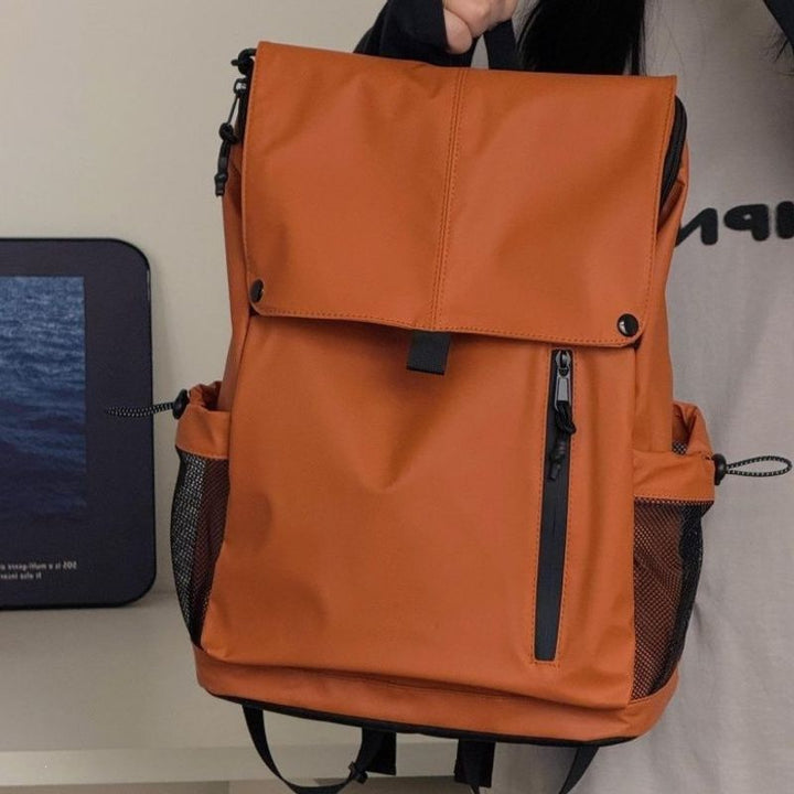 Vielseitiger wasserdichter Rucksack für den Außenbereich Karnz