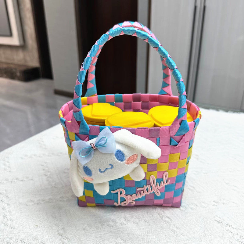 Verspielte und Bunte Korbtasche Karnz