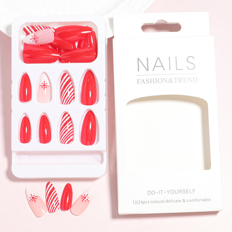 Dekoratives Press-On Nageldesign-Set Karnz