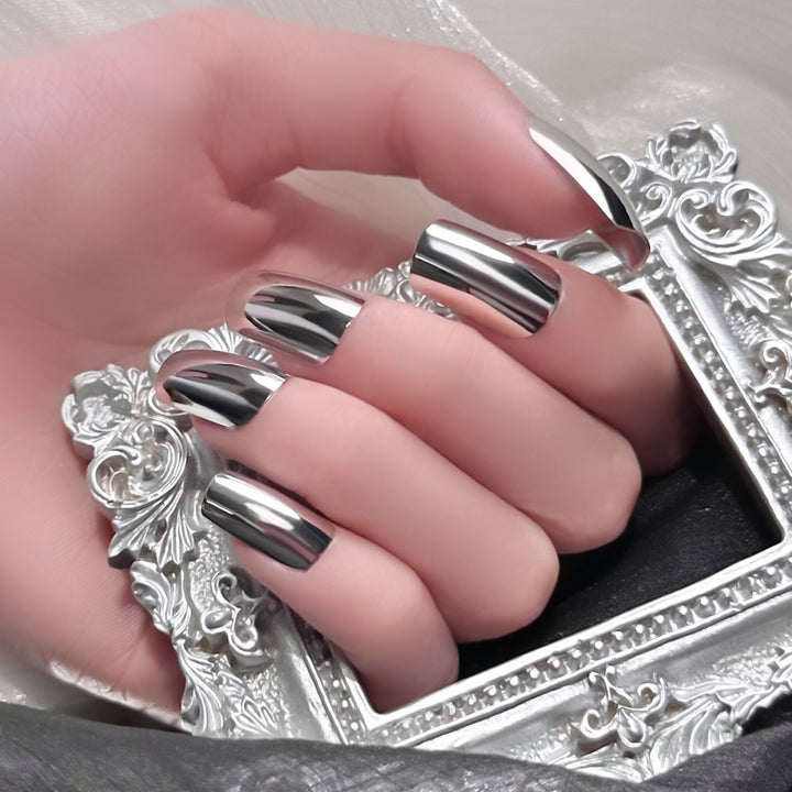 Chrome Finish Press-On Nails Karnz