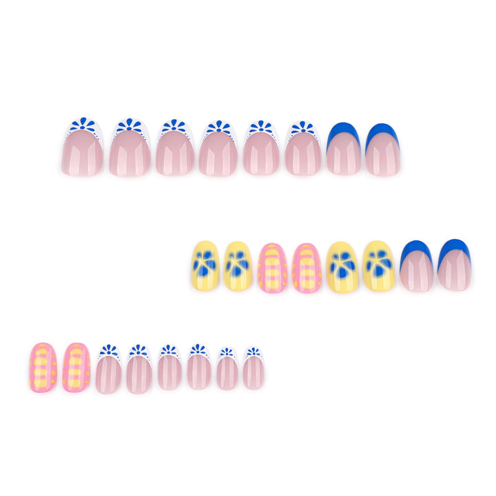 Künstliche Nagelkunst mit buntem Sommerdesign Karnz