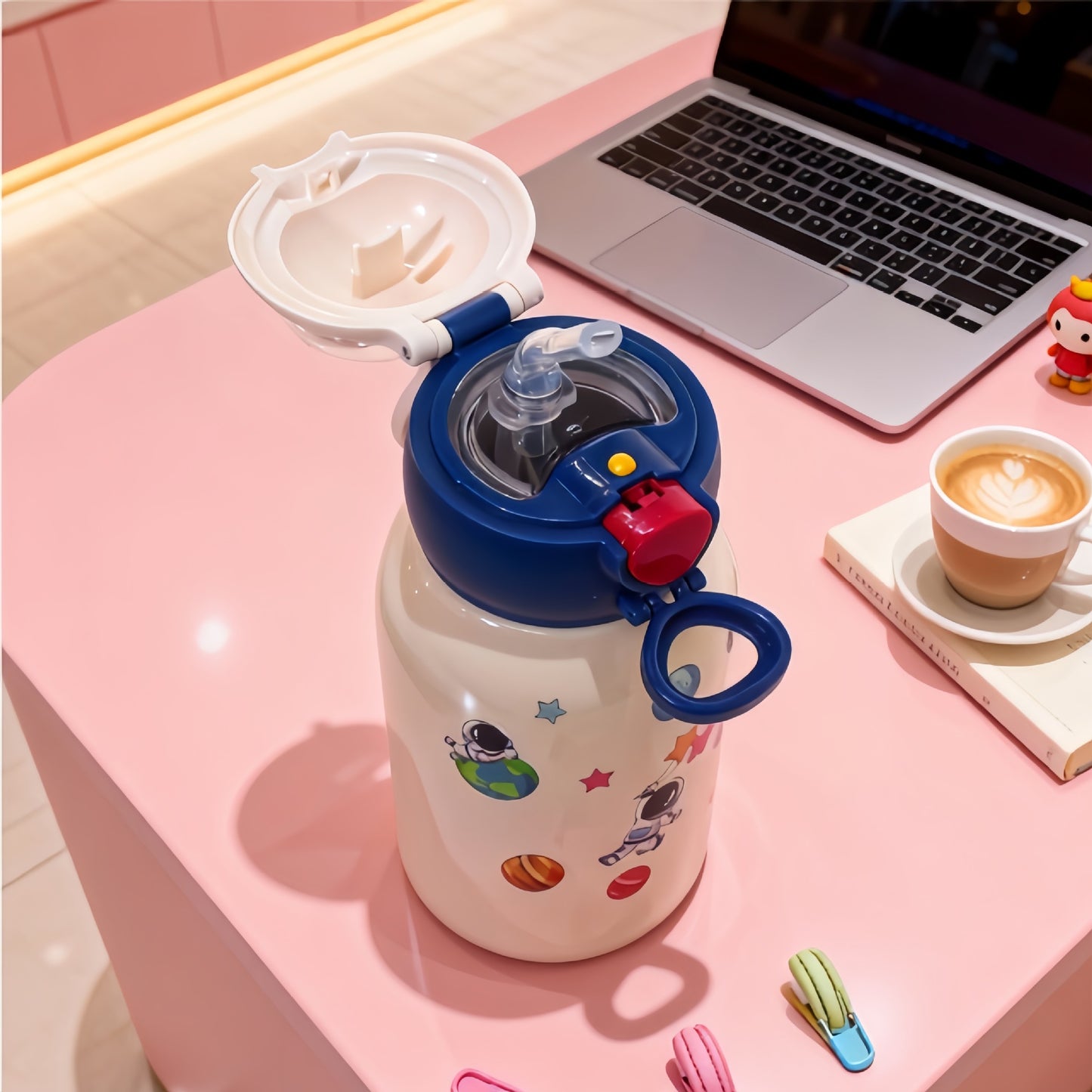 Damen Trinkflasche mit einzigartigem Astronauten-Design Karnz