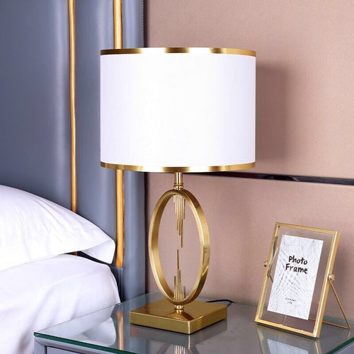 Elegante moderne Tischlampe
