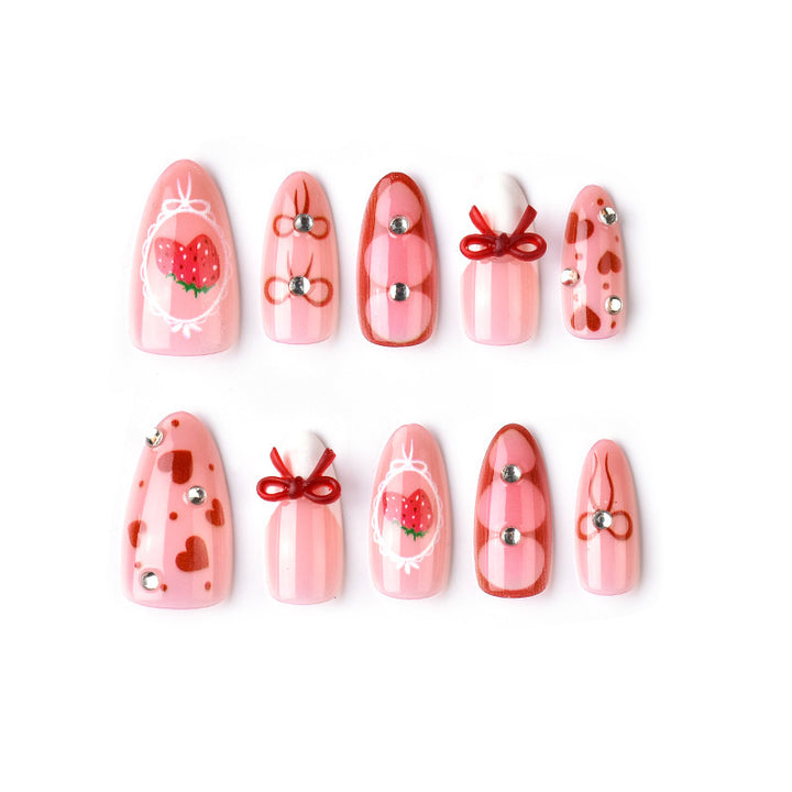 Dekorative Erdbeer-Themen Press-On Nagelspitzen Karnz